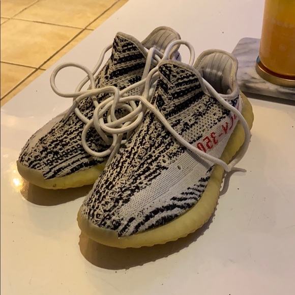 Jual Yeezy 350 V2 Zebra Harga Terbaru 2019 Tokopedia